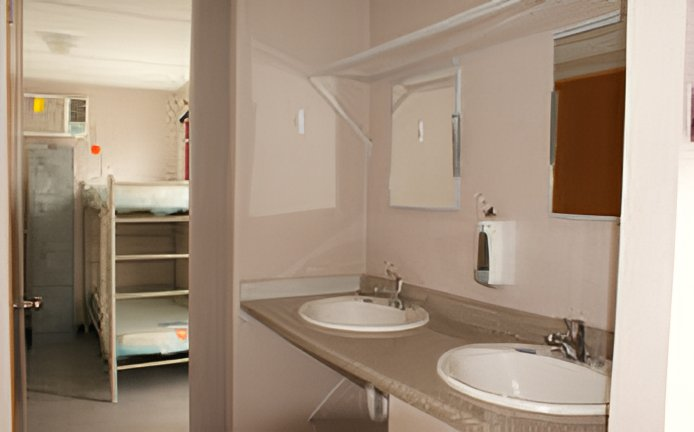 MMD832-INTERIOR-1-235x146